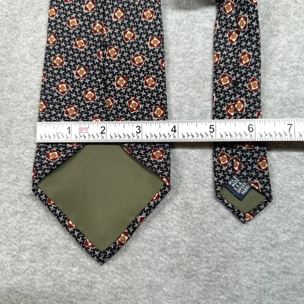 Vintage Chaps Ralph Lauren Mens Neck Tie‎ Navy Abstract Pattern 100% Silk Emblem